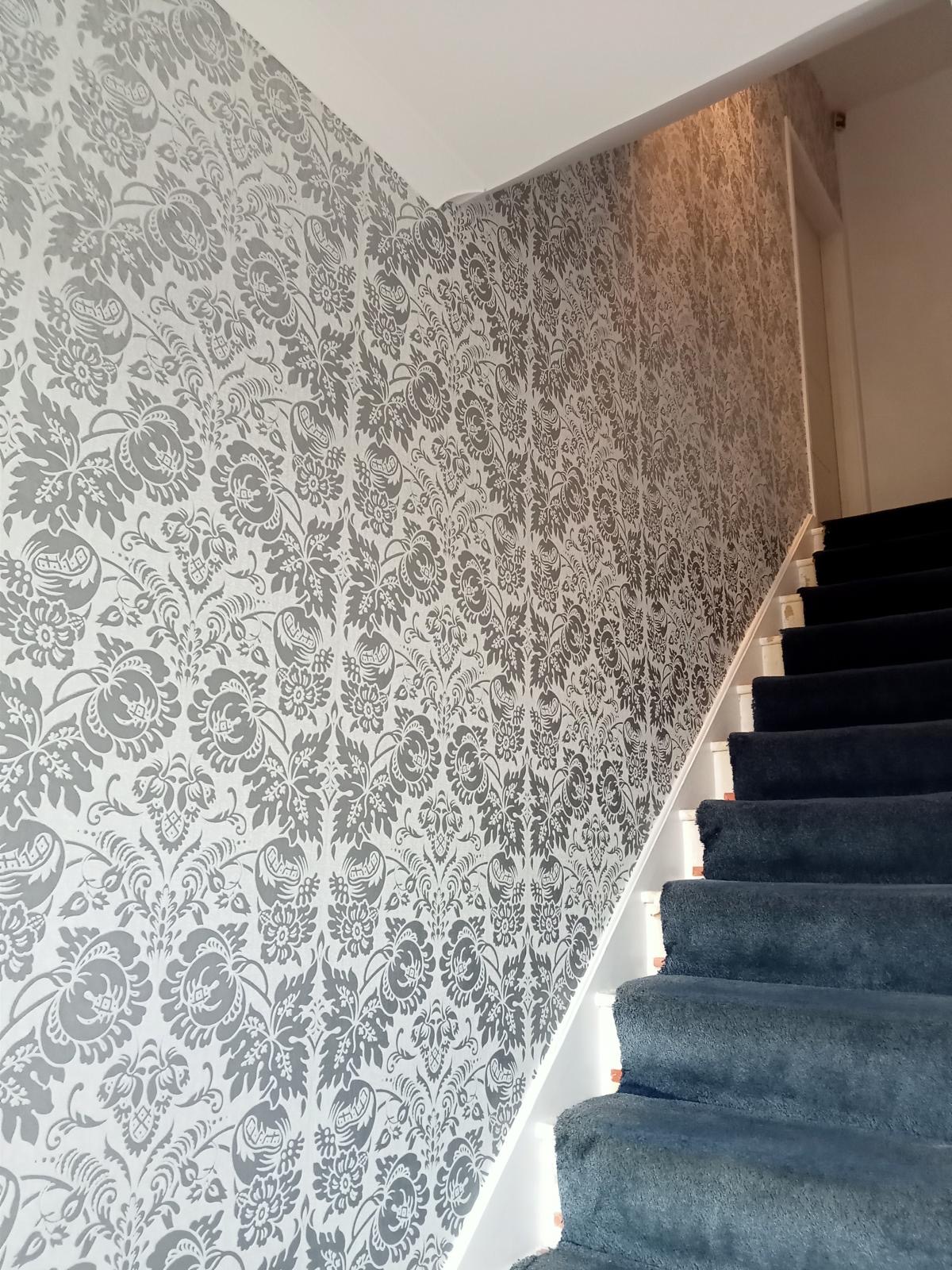 wallpaper hanging Finchley, N2, N12